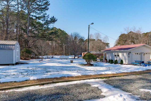 75 Crestview Road, Siler City, NC 27344