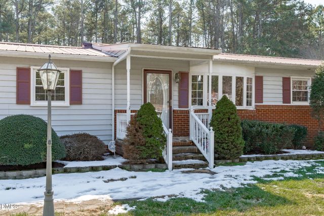75 Crestview Road, Siler City, NC 27344