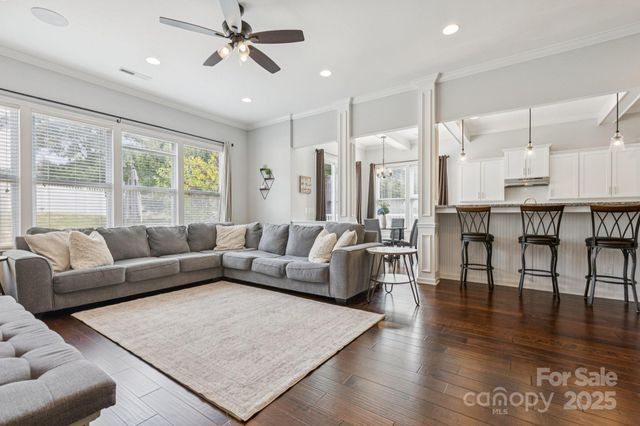 5034 Stonehill Lane, Matthews, NC 28104