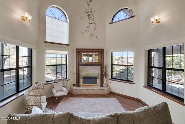 3249 Camino Hermanos, Lancaster, CA 93536