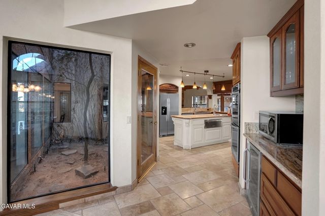 3249 Camino Hermanos, Lancaster, CA 93536