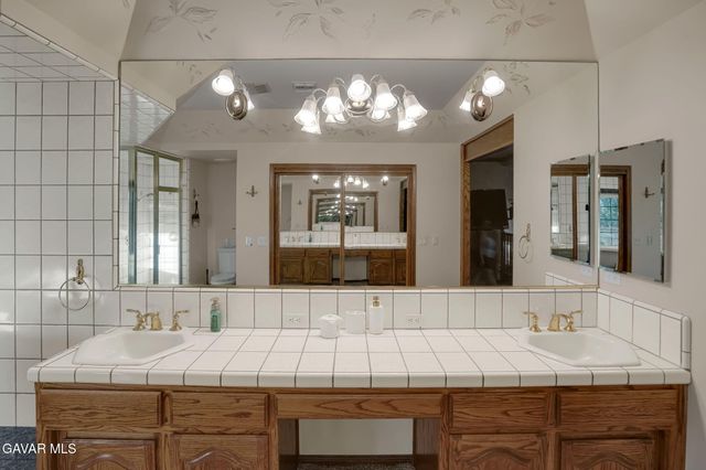 3249 Camino Hermanos, Lancaster, CA 93536