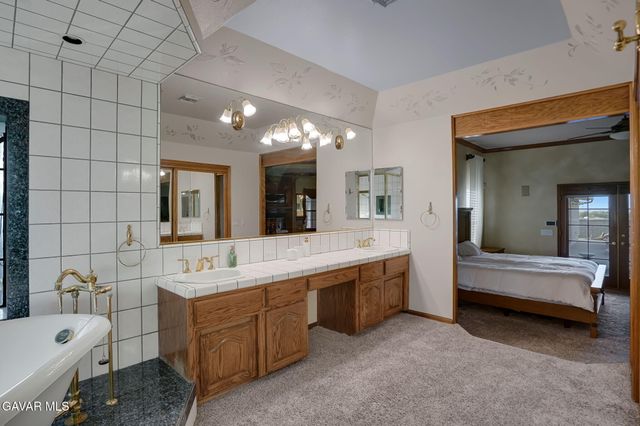 3249 Camino Hermanos, Lancaster, CA 93536