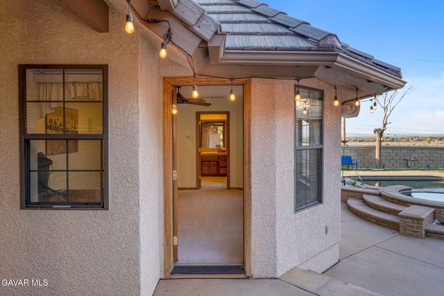 3249 Camino Hermanos, Lancaster, CA 93536