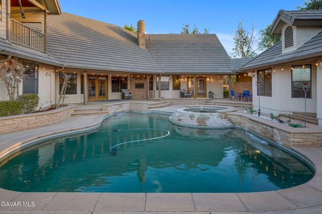 3249 Camino Hermanos, Lancaster, CA 93536