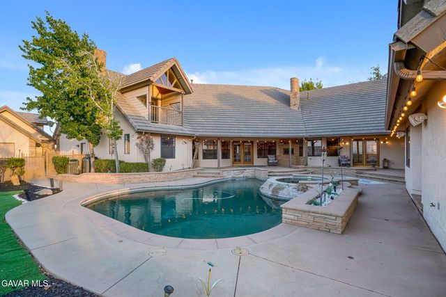 3249 Camino Hermanos, Lancaster, CA 93536