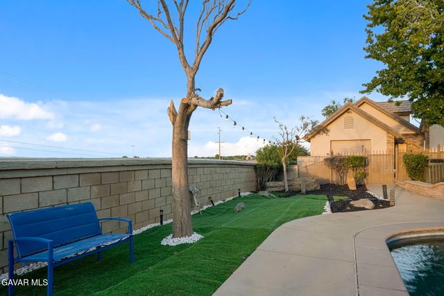 3249 Camino Hermanos, Lancaster, CA 93536