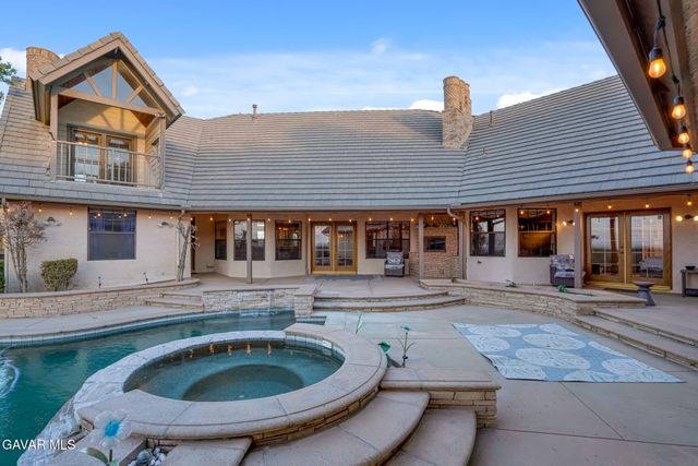 3249 Camino Hermanos, Lancaster, CA 93536