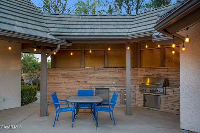3249 Camino Hermanos, Lancaster, CA 93536