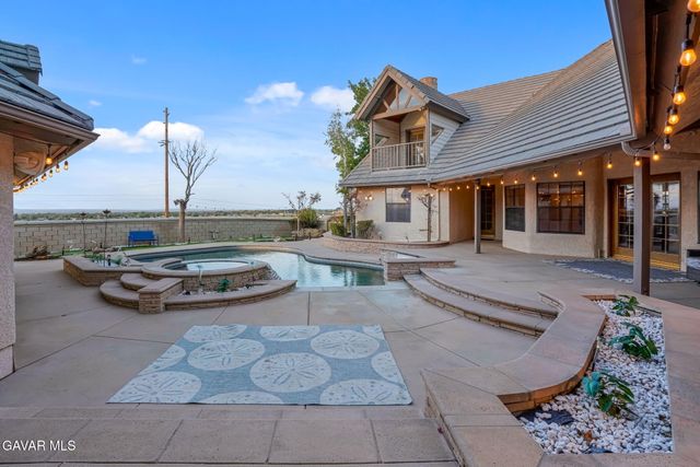 3249 Camino Hermanos, Lancaster, CA 93536
