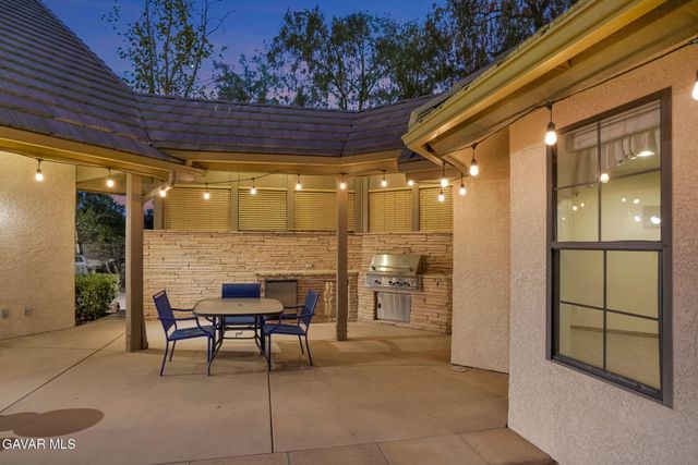3249 Camino Hermanos, Lancaster, CA 93536