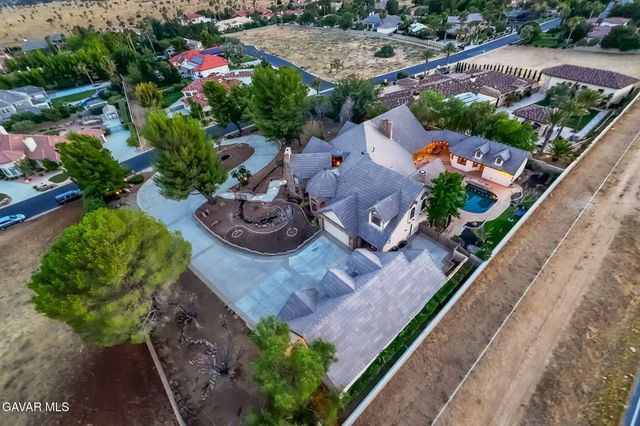 3249 Camino Hermanos, Lancaster, CA 93536