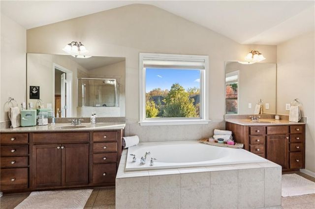 1445 Thunder Gulch Pass, Suwanee, GA 30024