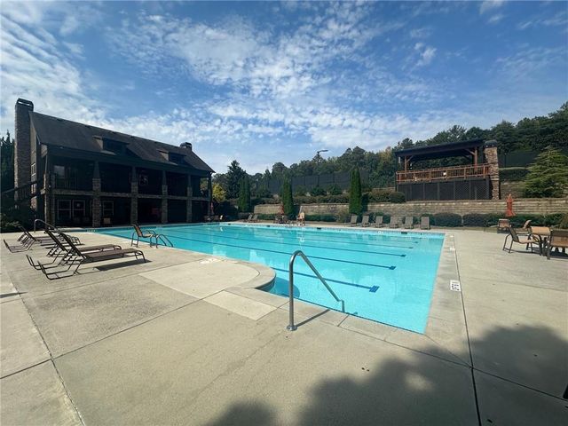 1445 Thunder Gulch Pass, Suwanee, GA 30024