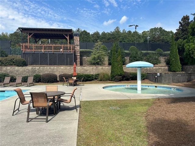 1445 Thunder Gulch Pass, Suwanee, GA 30024