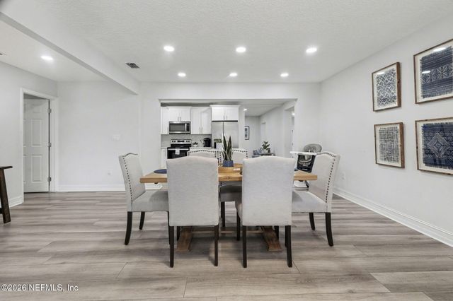 1702 7TH Street N, Jacksonville Beach, FL 32250