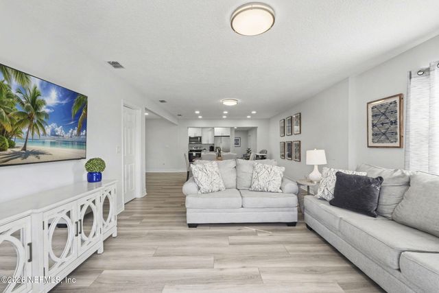 1702 7TH Street N, Jacksonville Beach, FL 32250