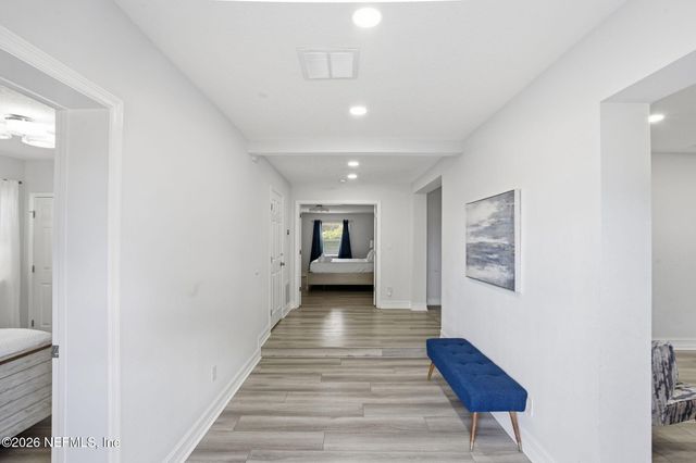 1702 7TH Street N, Jacksonville Beach, FL 32250