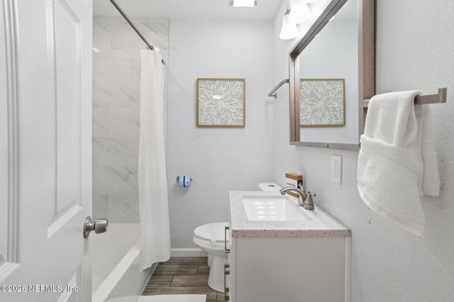 1702 7TH Street N, Jacksonville Beach, FL 32250