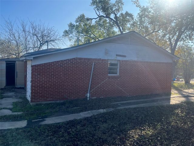 1837 Grove Circle, Mesquite, TX 75149