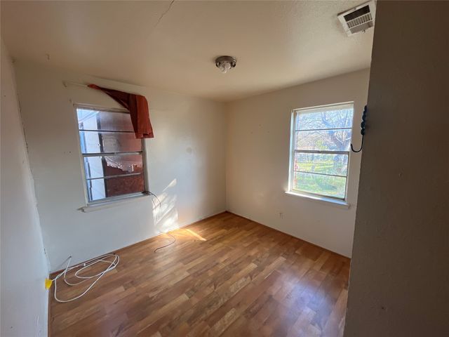 1837 Grove Circle, Mesquite, TX 75149