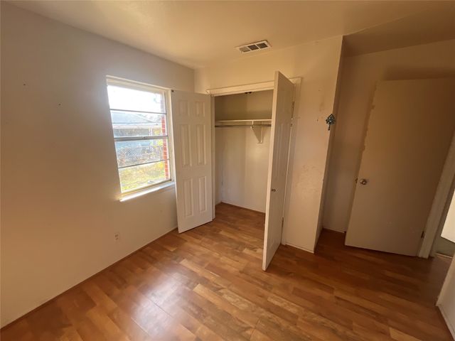 1837 Grove Circle, Mesquite, TX 75149