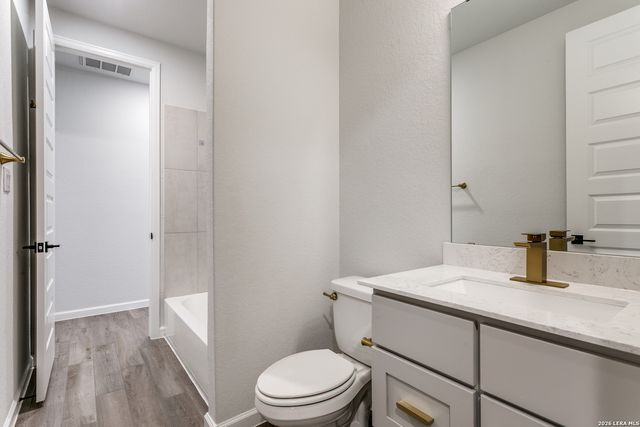 2134 Knippa, San Antonio, TX 78253