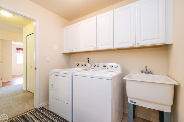 16611 Ventura Circle, Clinton Township, MI 48038