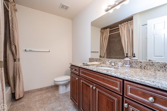 16611 Ventura Circle, Clinton Township, MI 48038