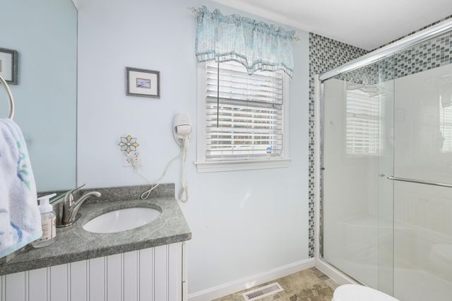 549 Center Street APT 5, Dennis Port, MA 02639