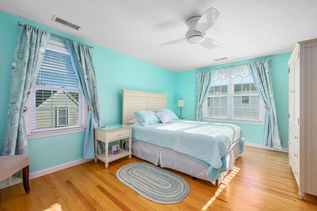 549 Center Street APT 5, Dennis Port, MA 02639