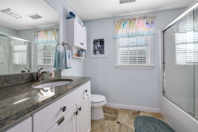 549 Center Street APT 5, Dennis Port, MA 02639