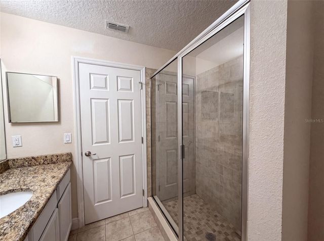 33137 IRONGATE DRIVE, Leesburg, FL 34788