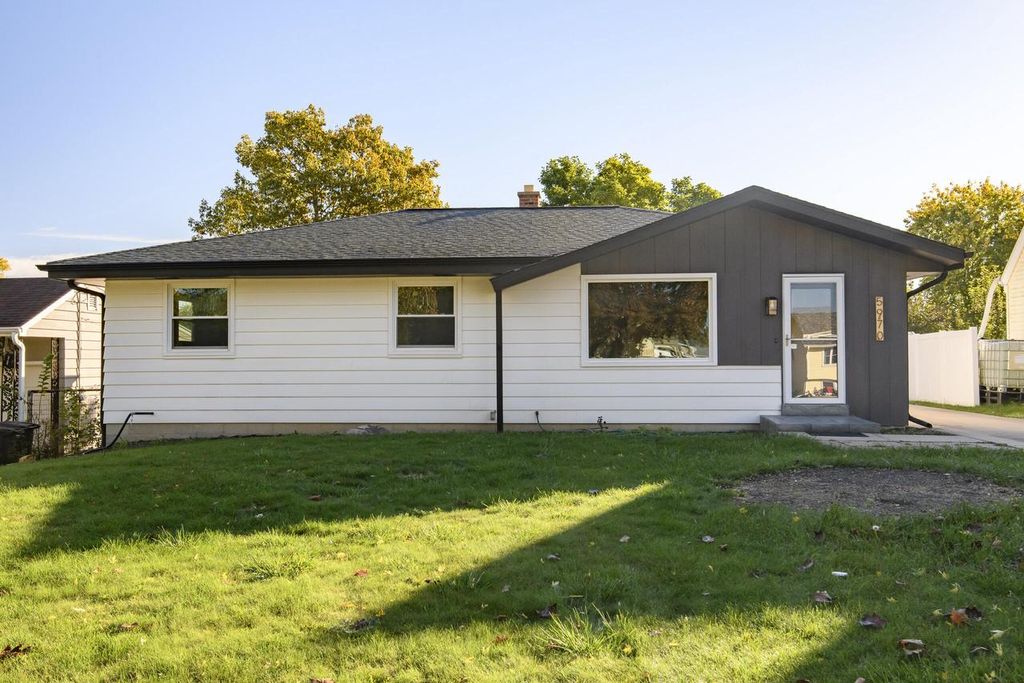 5970 S 34th STREET, Greenfield, WI 53221