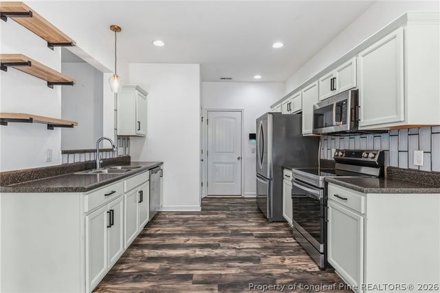 716 Roanoke Drive, Raeford, NC 28376