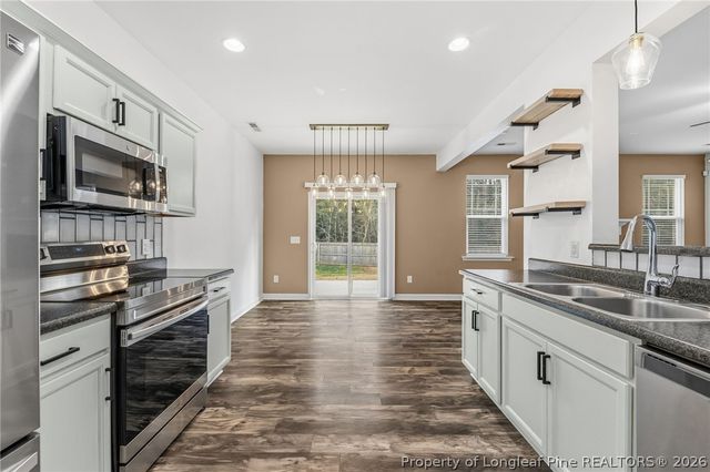 716 Roanoke Drive, Raeford, NC 28376