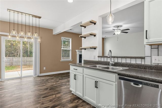 716 Roanoke Drive, Raeford, NC 28376