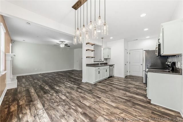 716 Roanoke Drive, Raeford, NC 28376