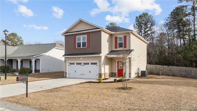 716 Roanoke Drive, Raeford, NC 28376