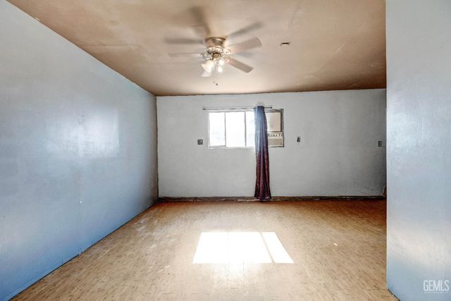 5512 Appletree Lane, Bakersfield, CA 93309