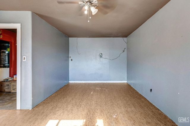 5512 Appletree Lane, Bakersfield, CA 93309