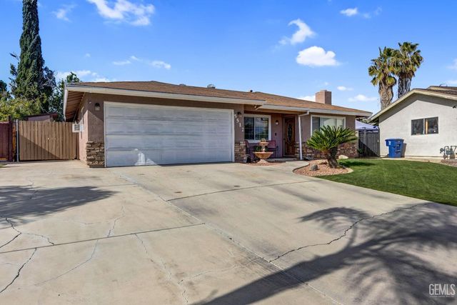 5512 Appletree Lane, Bakersfield, CA 93309