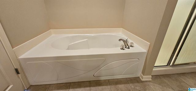 2127 KINGS COURT, Moody, AL 35004