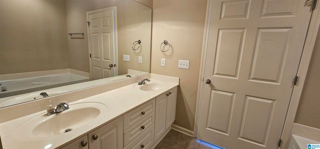 2127 KINGS COURT, Moody, AL 35004