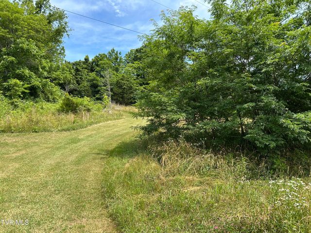 2088 Clinch Valley Road, Thorn Hill, TN 37881