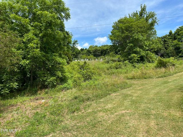 2088 Clinch Valley Road, Thorn Hill, TN 37881