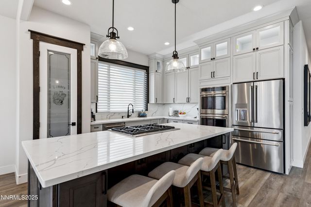 912 Holstein Court, Gardnerville, NV 89460