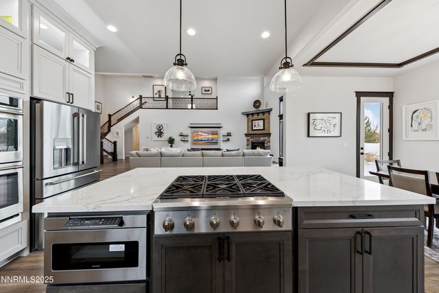 912 Holstein Court, Gardnerville, NV 89460