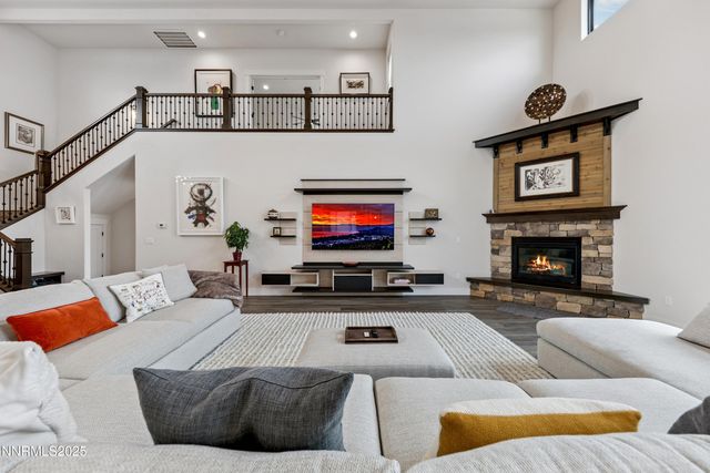 912 Holstein Court, Gardnerville, NV 89460