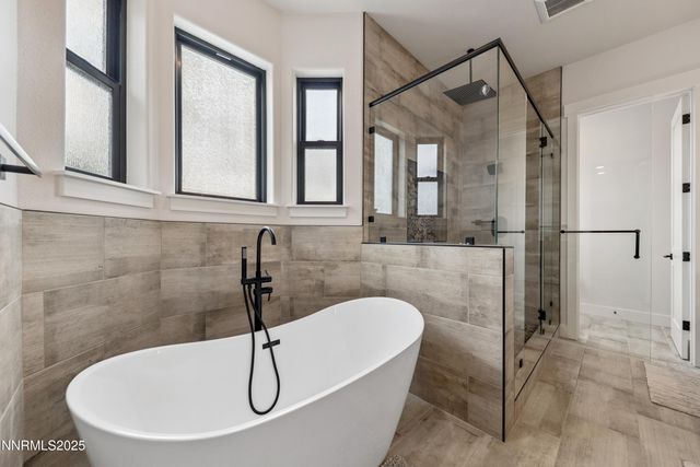 912 Holstein Court, Gardnerville, NV 89460